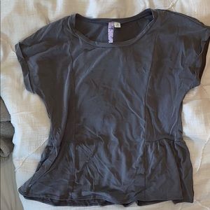 grey short sleeve peplum top